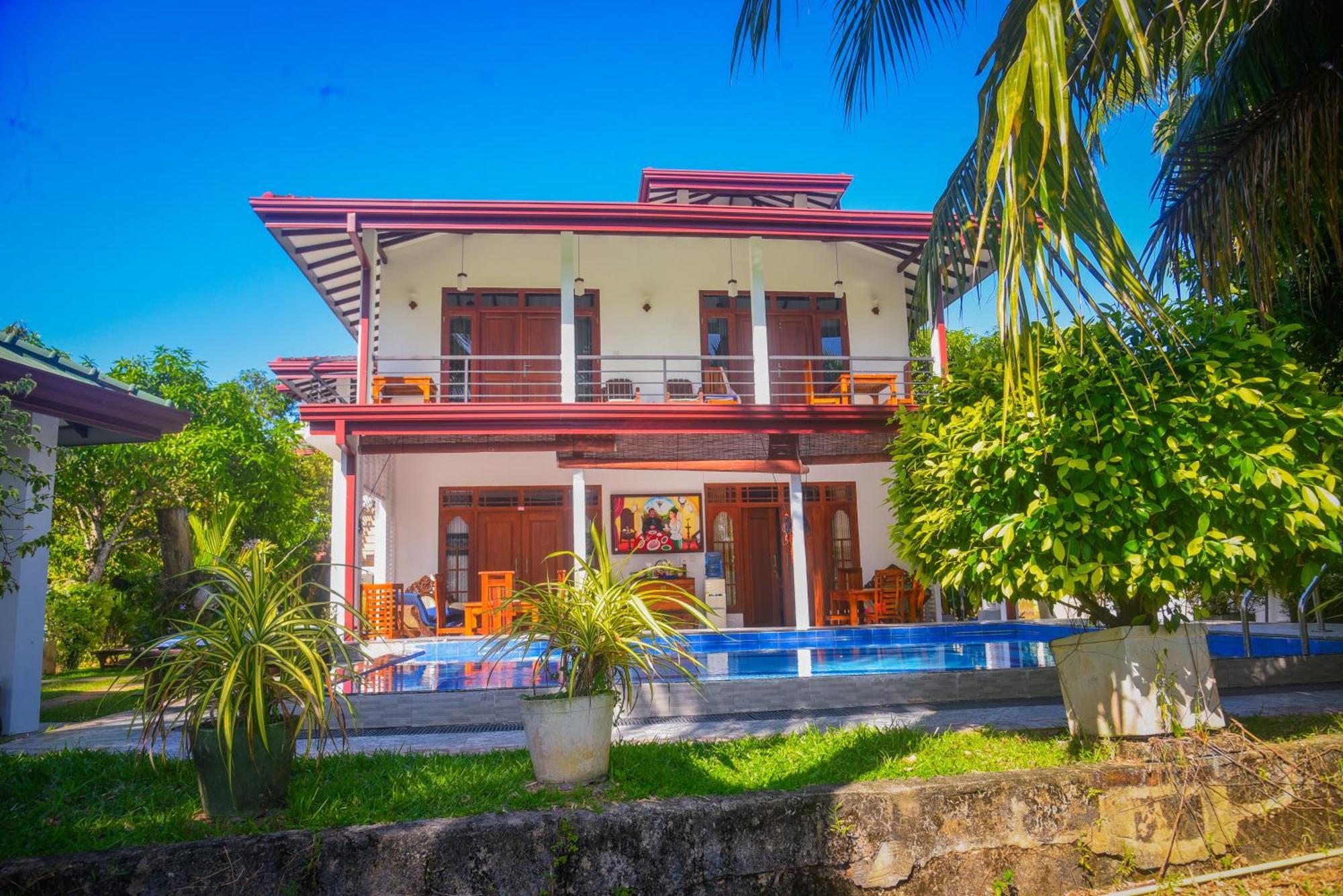 Villa A.Sms Induruwa Exteriér fotografie