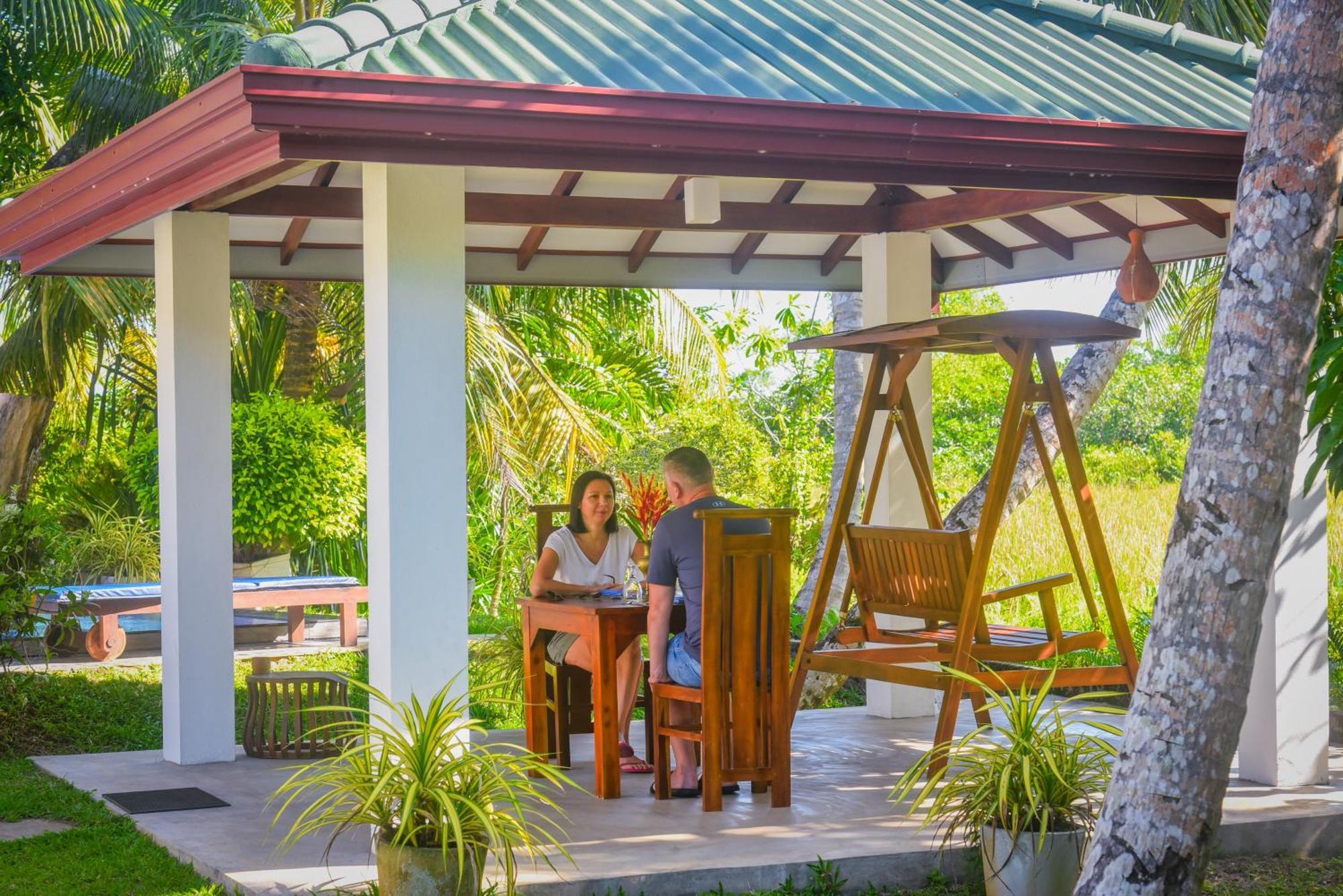 Villa A.Sms Induruwa Exteriér fotografie